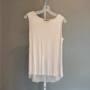 Ellen Tracy Cream Sleeveless Tank Top